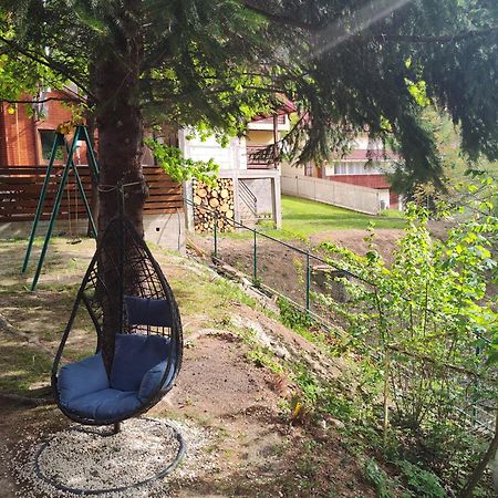 Вилла Sezatoarea Lupilor Лепша Экстерьер фото